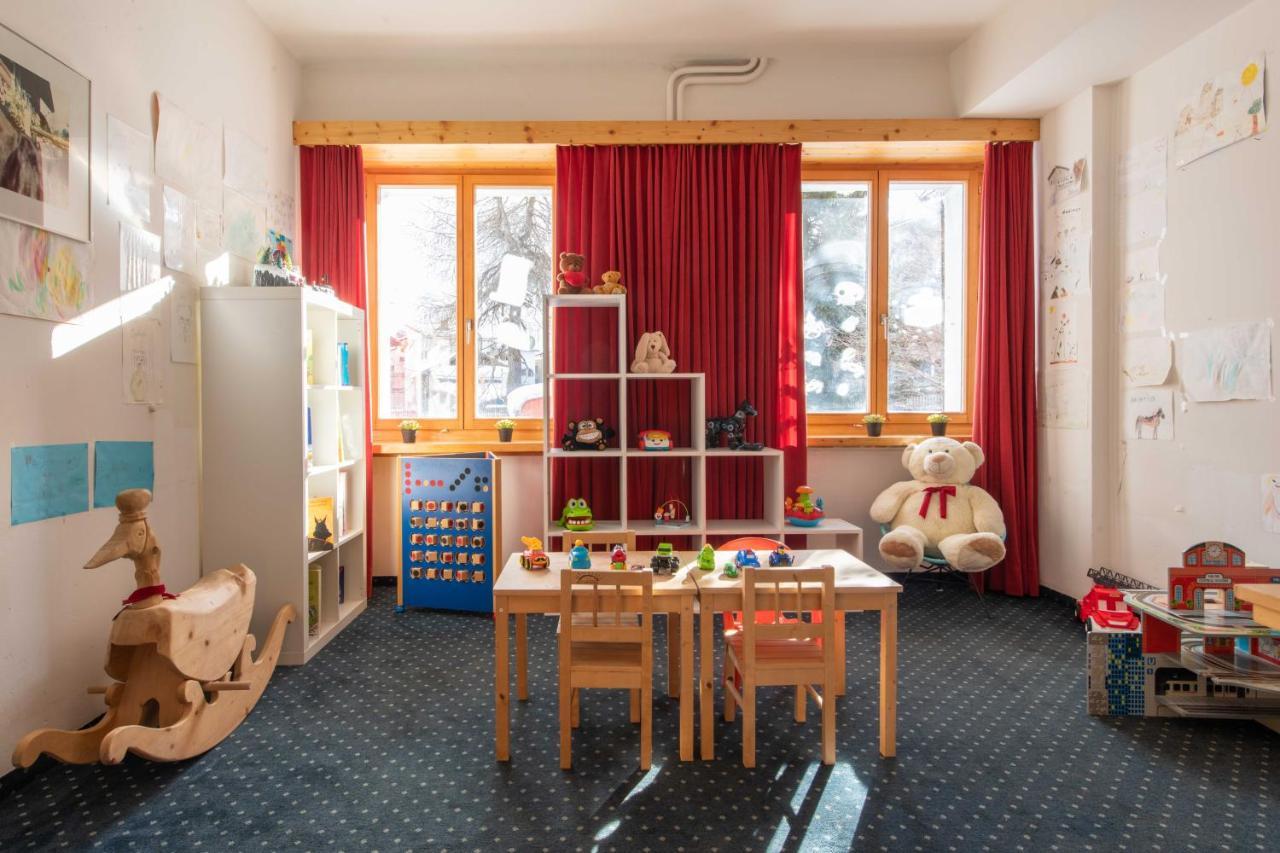 Hotel Grischuna بيفيو المظهر الخارجي الصورة