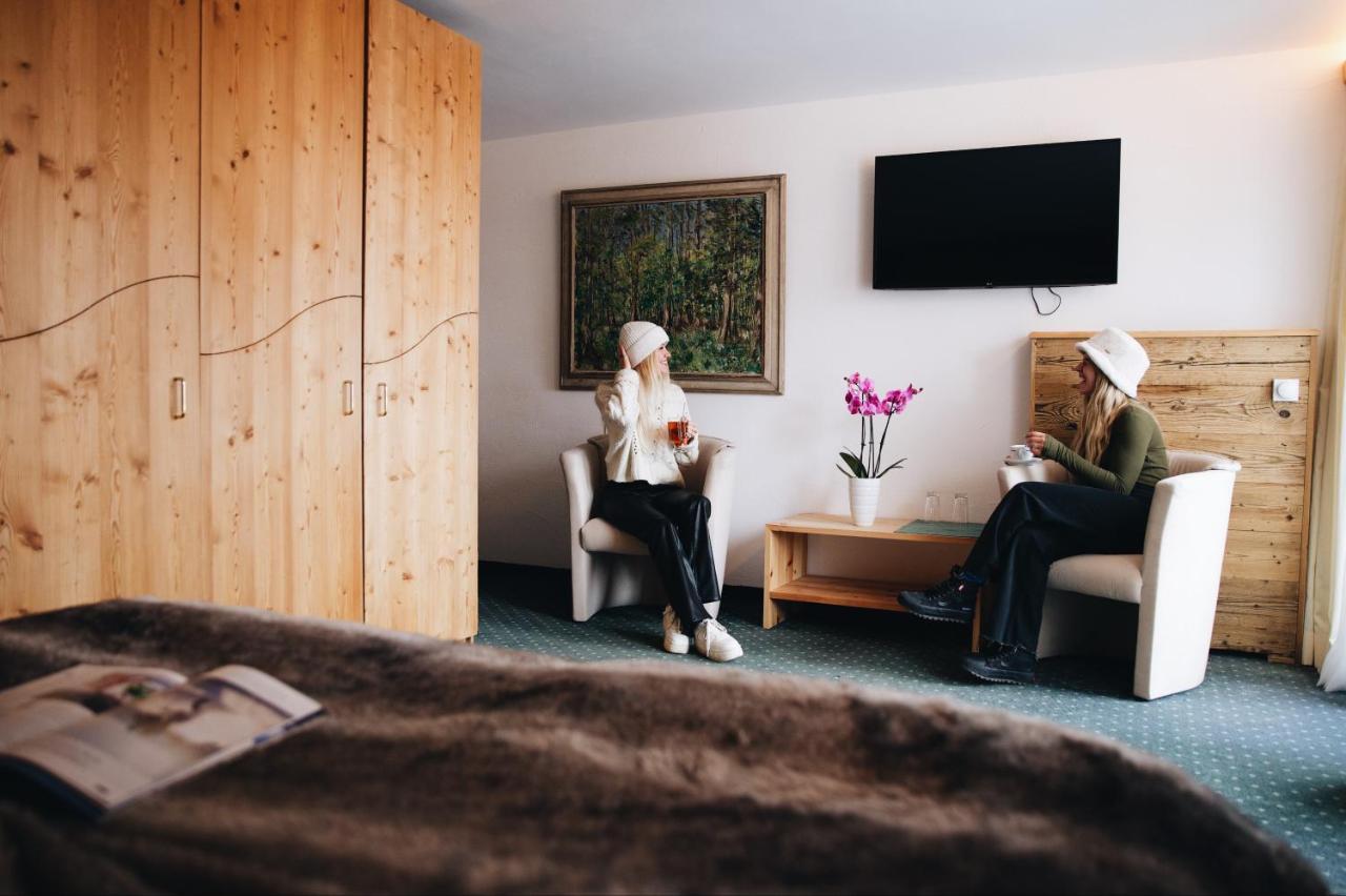 Hotel Grischuna بيفيو المظهر الخارجي الصورة